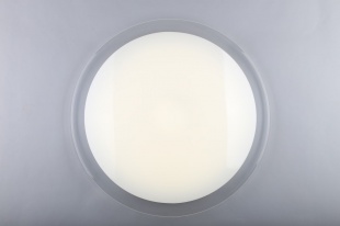 Светодиодный светильник с пультом Omnilux Orion OML-43107-60