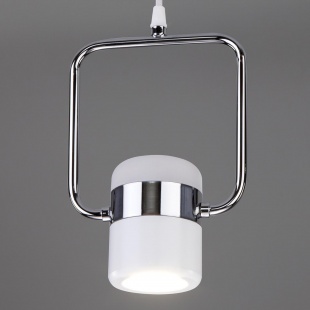 Подвесной светодиодный светильник Eurosvet Oskar 50165/1 LED хром/белый